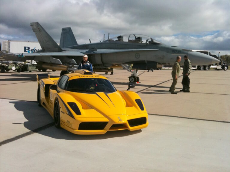 Race the base 768x576